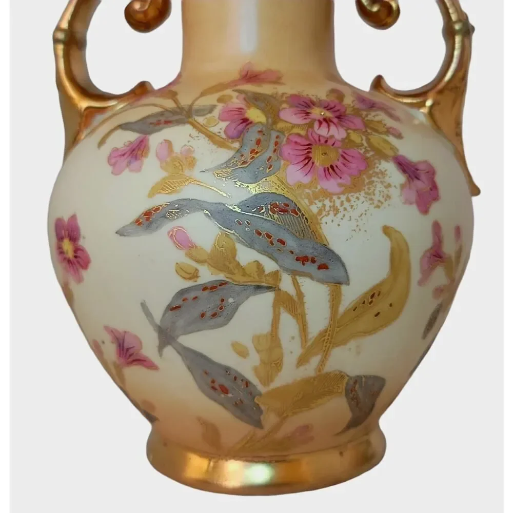 1800S ROBERT HANKE AUSTRIA HAND PAINTED VASE HEAVY‎ GOLD ACCENT 10